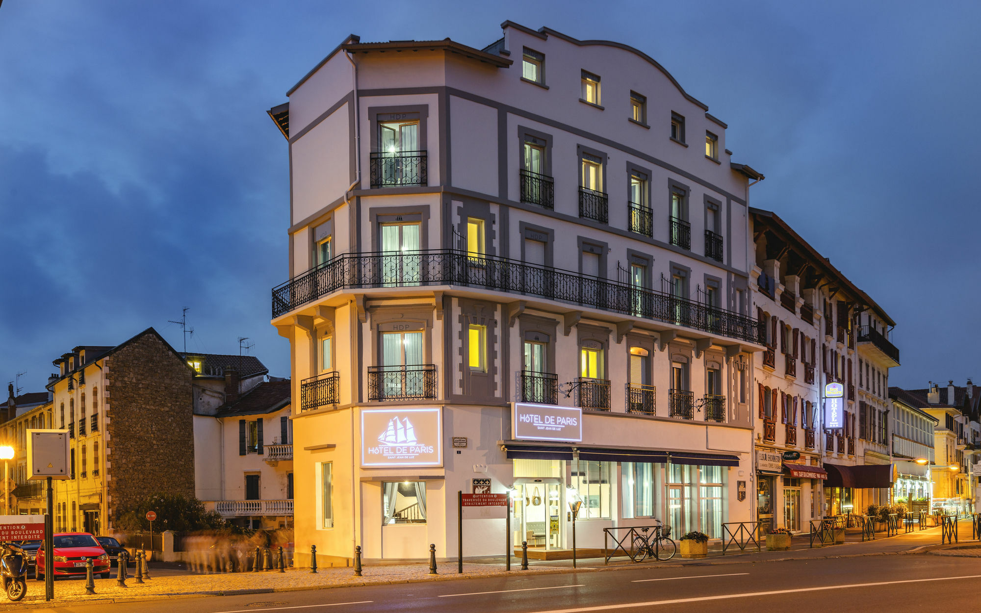 Brit Hotel De Paris سان جان دو لوز المظهر الخارجي الصورة